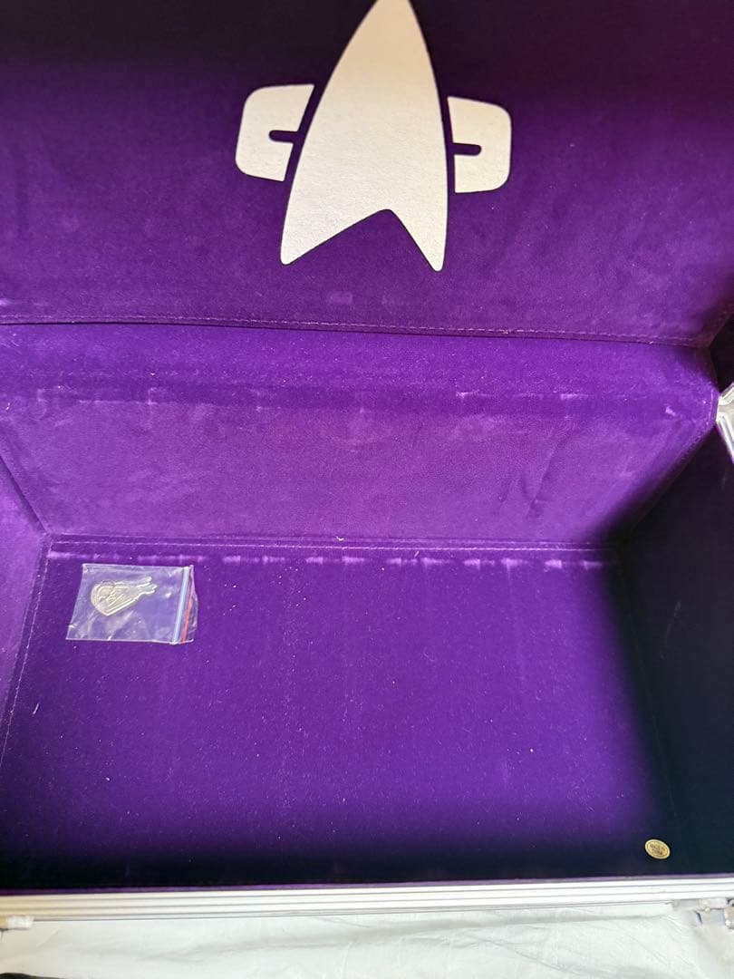 スタートレック ディープ・スペース・ナイン DVD 限定キャリングケース付き