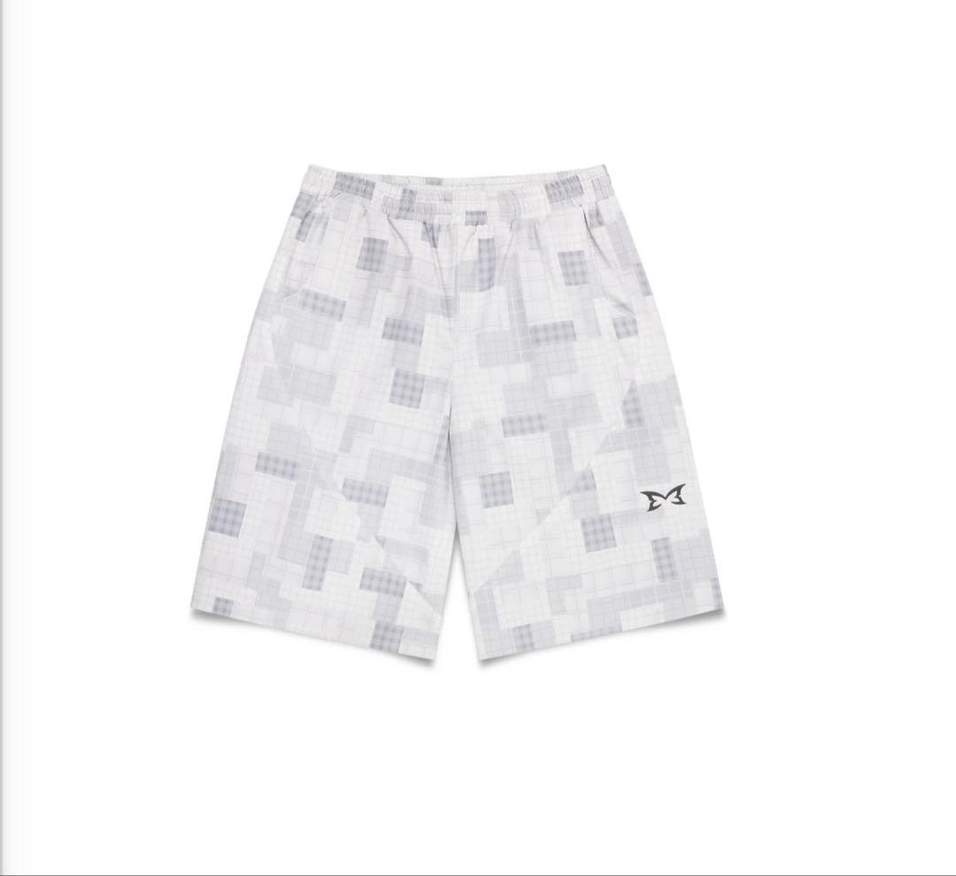 mertra ナイロンパンツ　ハーフパンツ