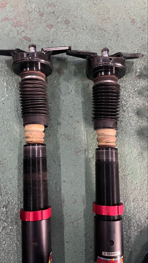 RAV4 AXAH54 フルタップ式　車高調　ブリッツ　ZZ-R ローダウン