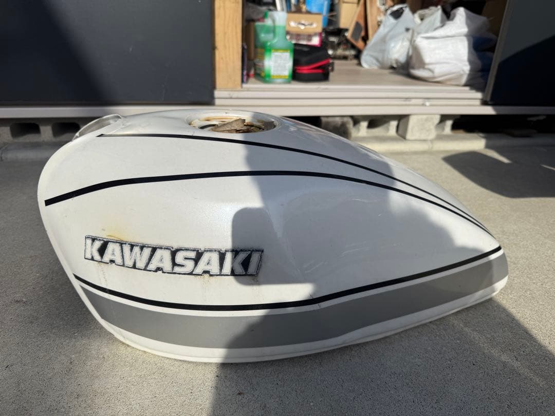 KAWASAKI ゼファー 400 χ タンク