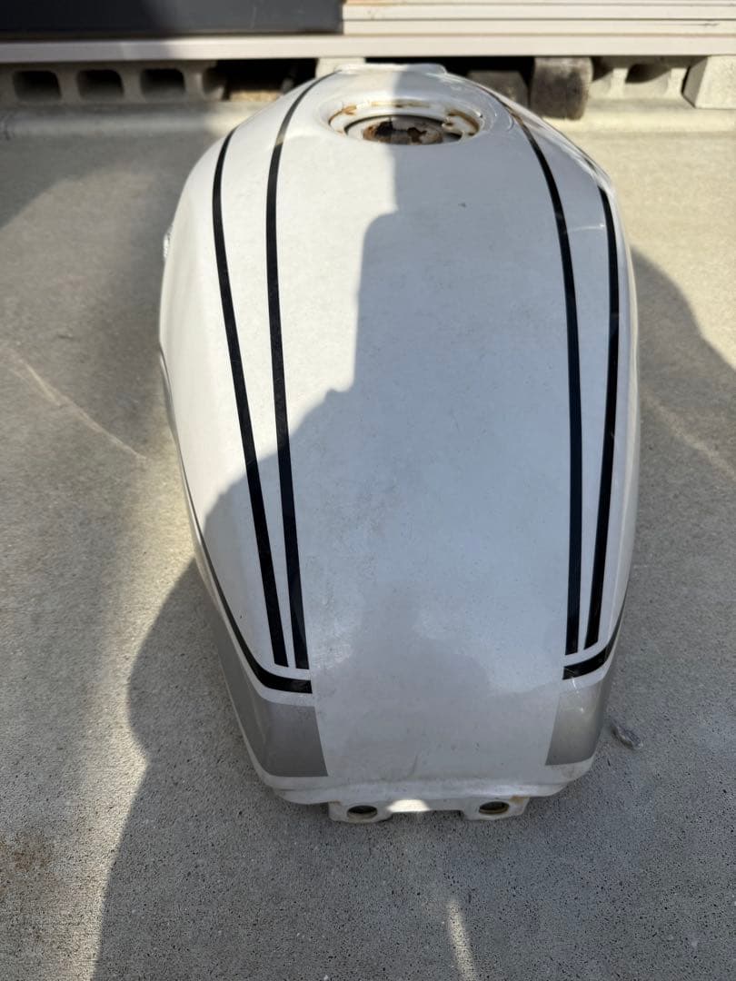 KAWASAKI ゼファー 400 χ タンク