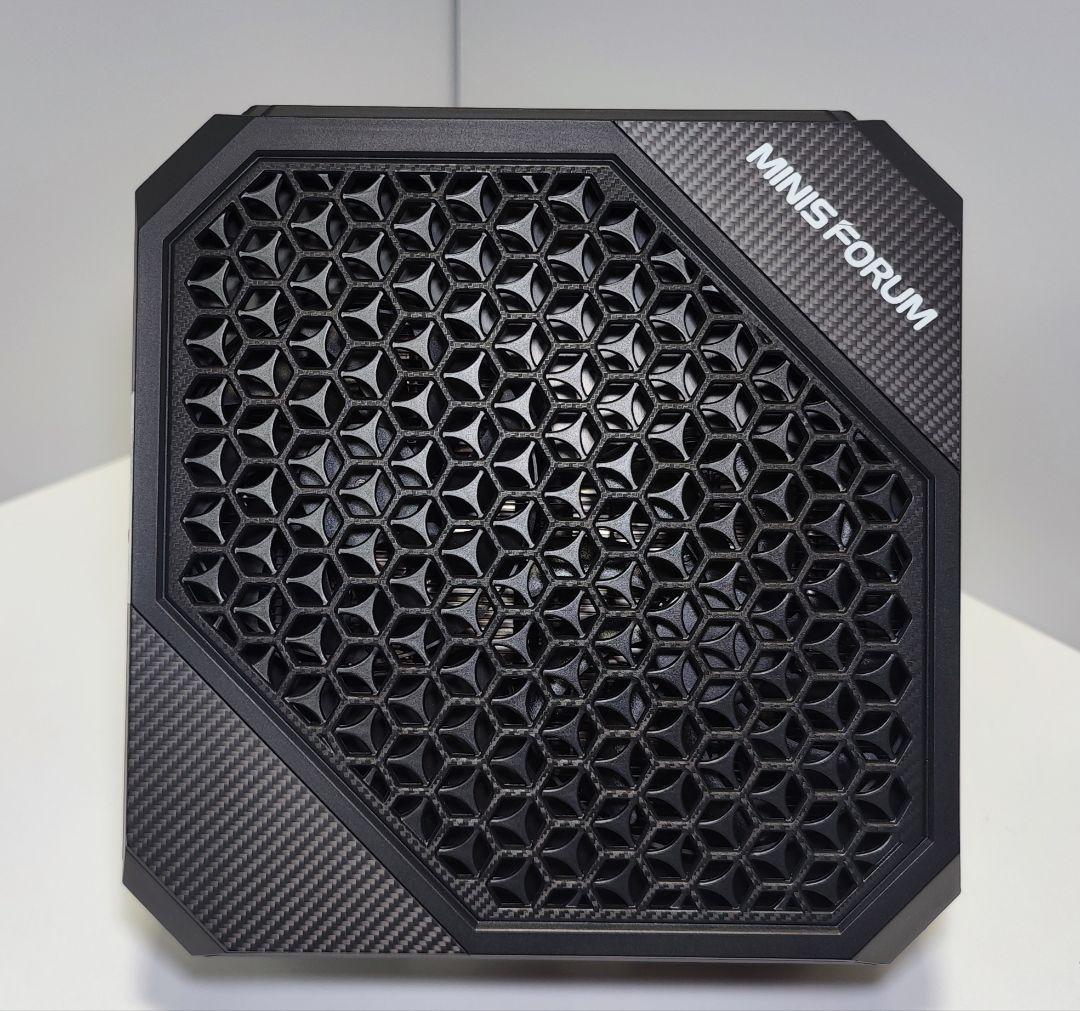 【ジャンク】MINISFORUM HX100G 7840HS 32GB 1TB