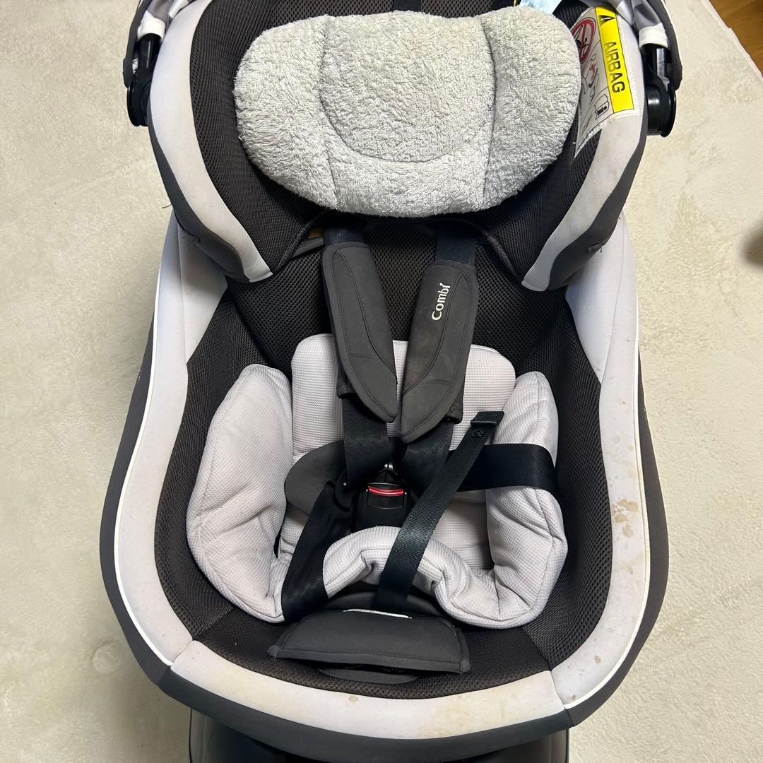 combi コンビ クルムーヴ チャイルドシート