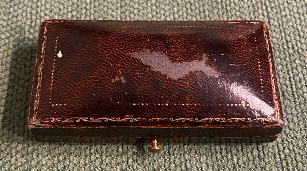 【コネちゃん☺️】アンティーク・イヤリング・ケース②⑦2点