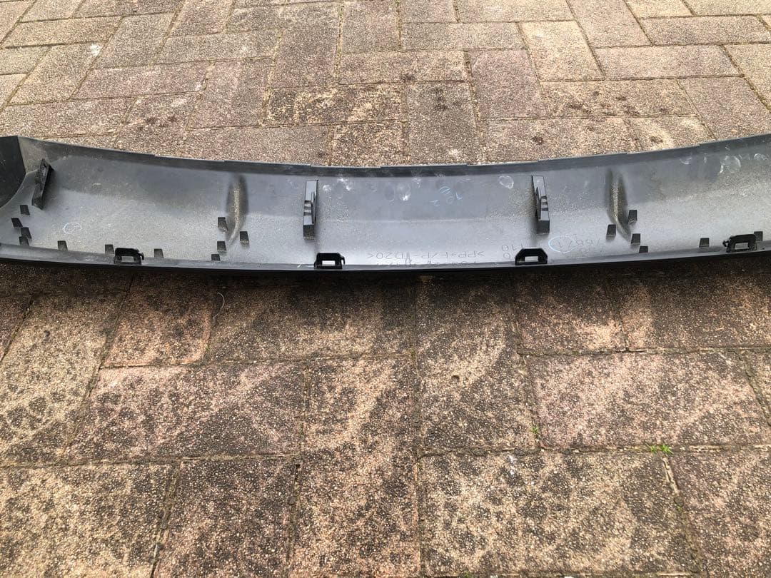 クラウンアスリート210後期3.5 リアアンダースポイラー