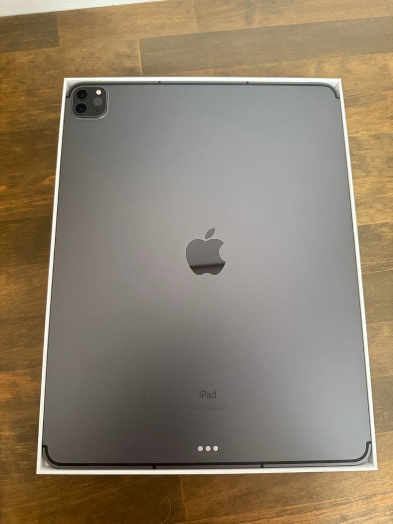 iPad Pro 12.9インチ　第5世代　128GB BoYata