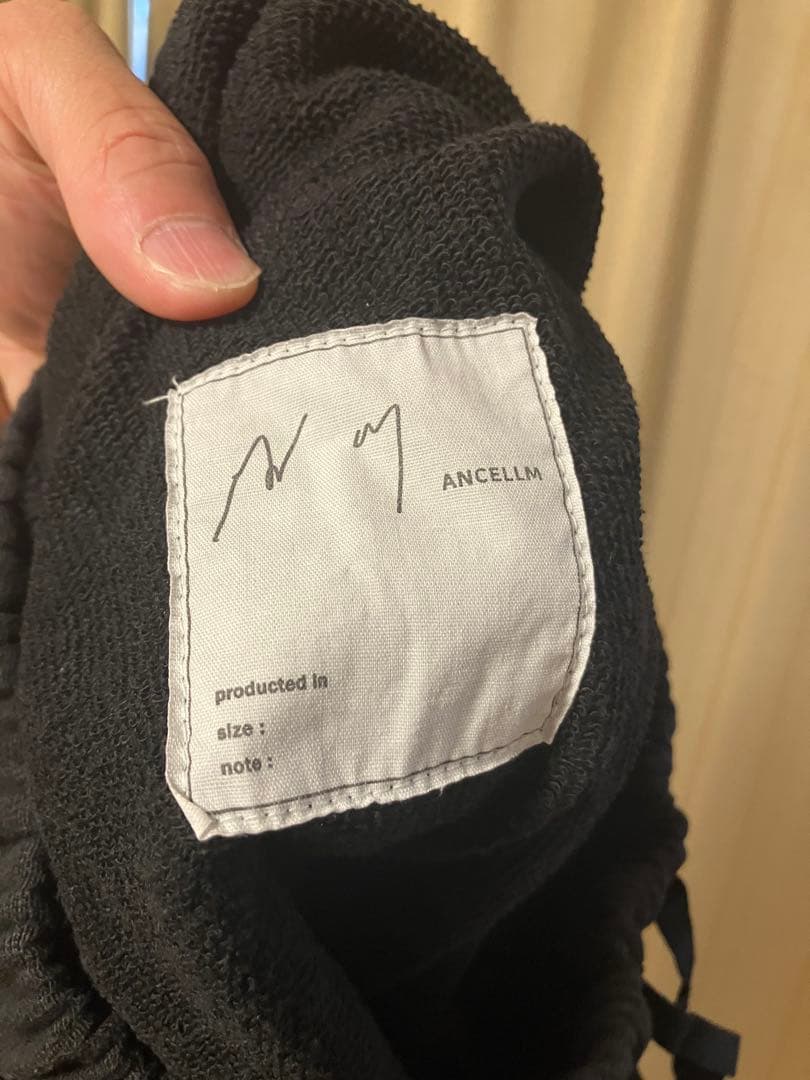 パンツ ANCELLM TUCK SWEAT SHORTS(BLACK)