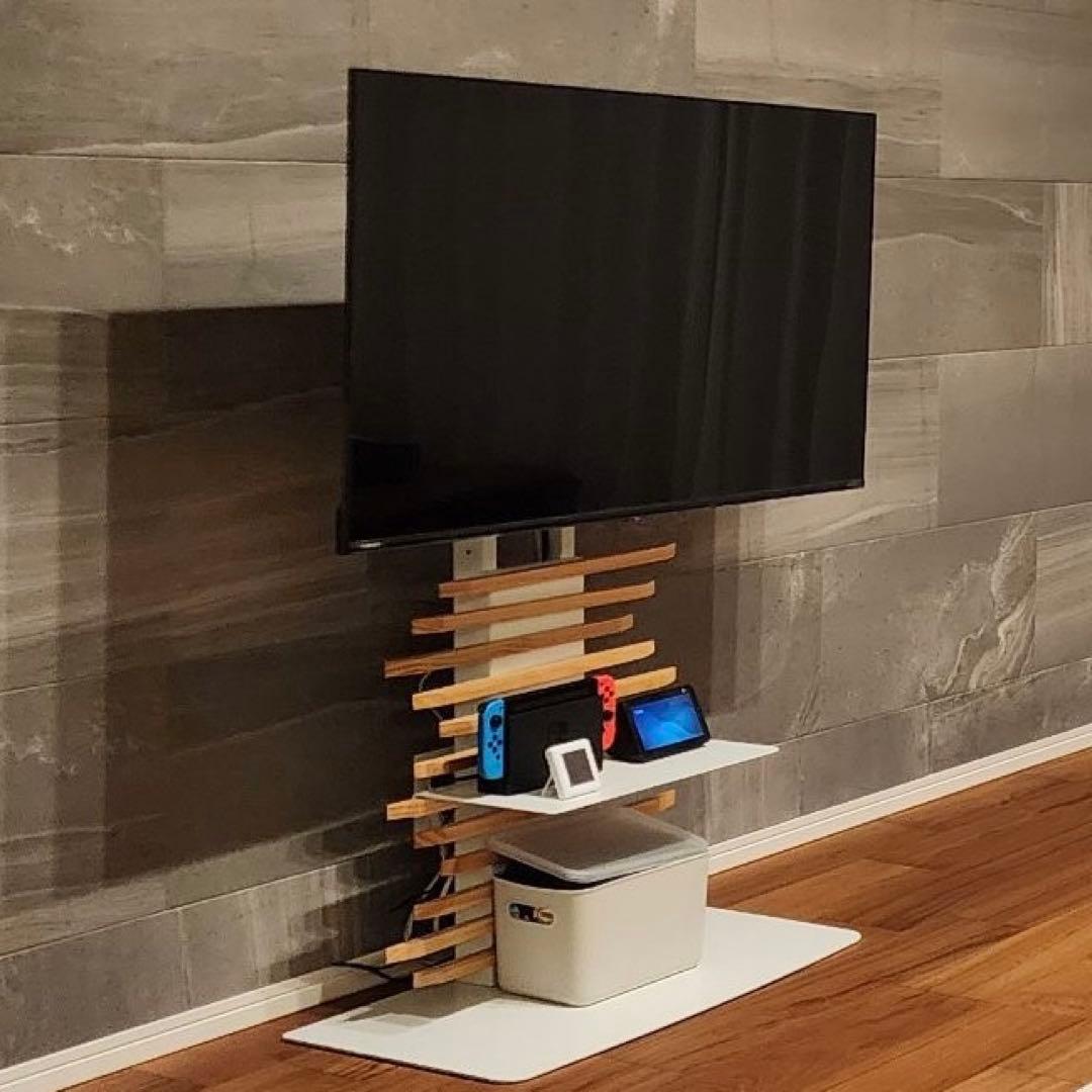 テレビ台　天然木　テレビスタンド　無垢材　壁掛け風　タンスのゲン　高さ調節可能