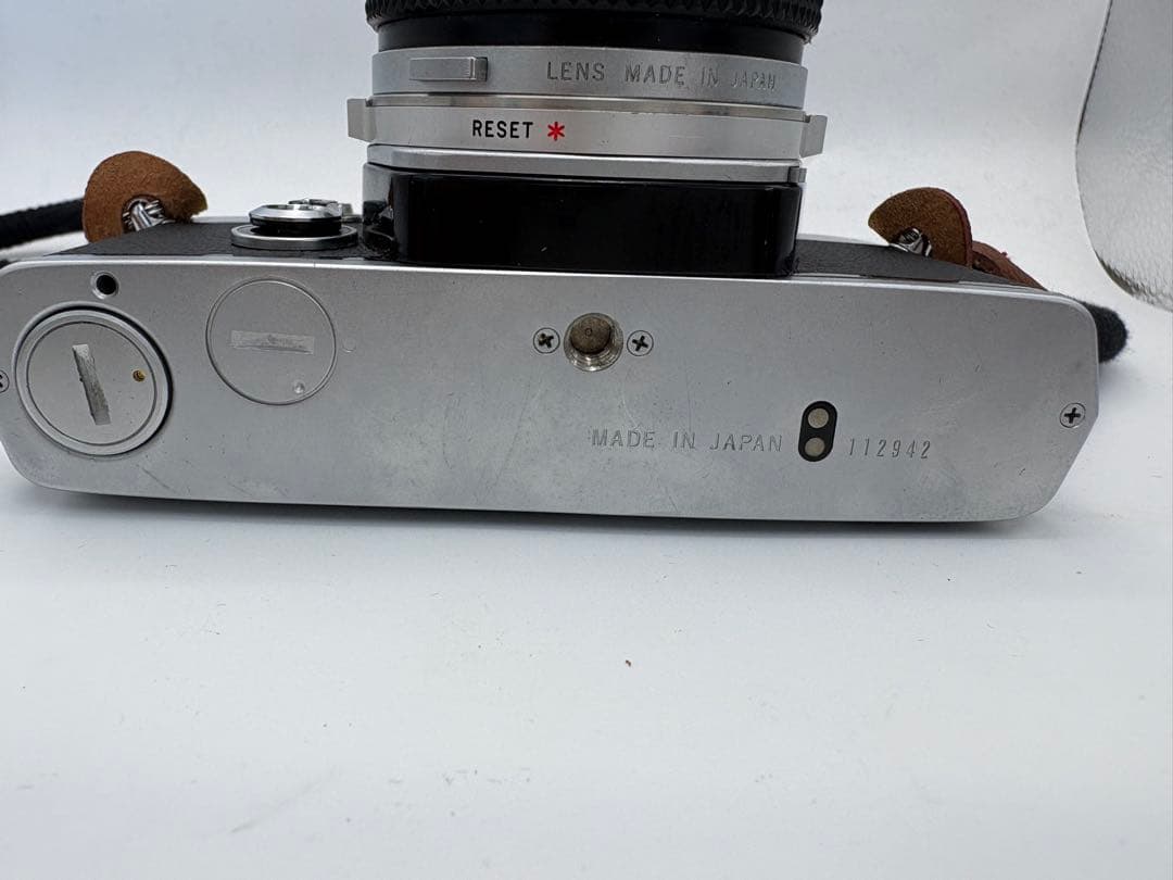 フィルムカメラ OLYMPUS OM-2/ G.ZUIKO AUTO-W 28mm F3.5