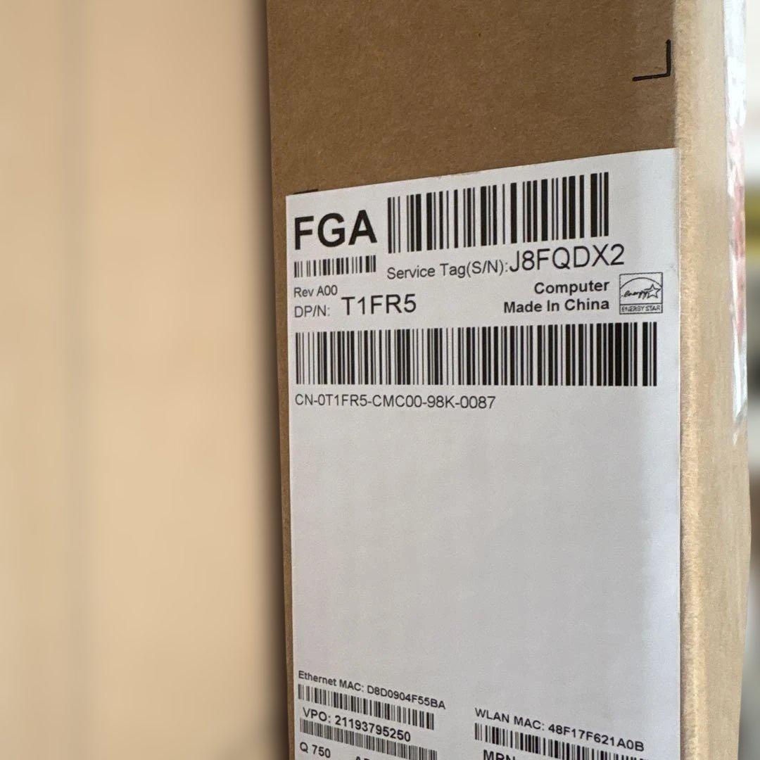 DELL Inspiron 15 5000 5570 ノートパソコン 本体