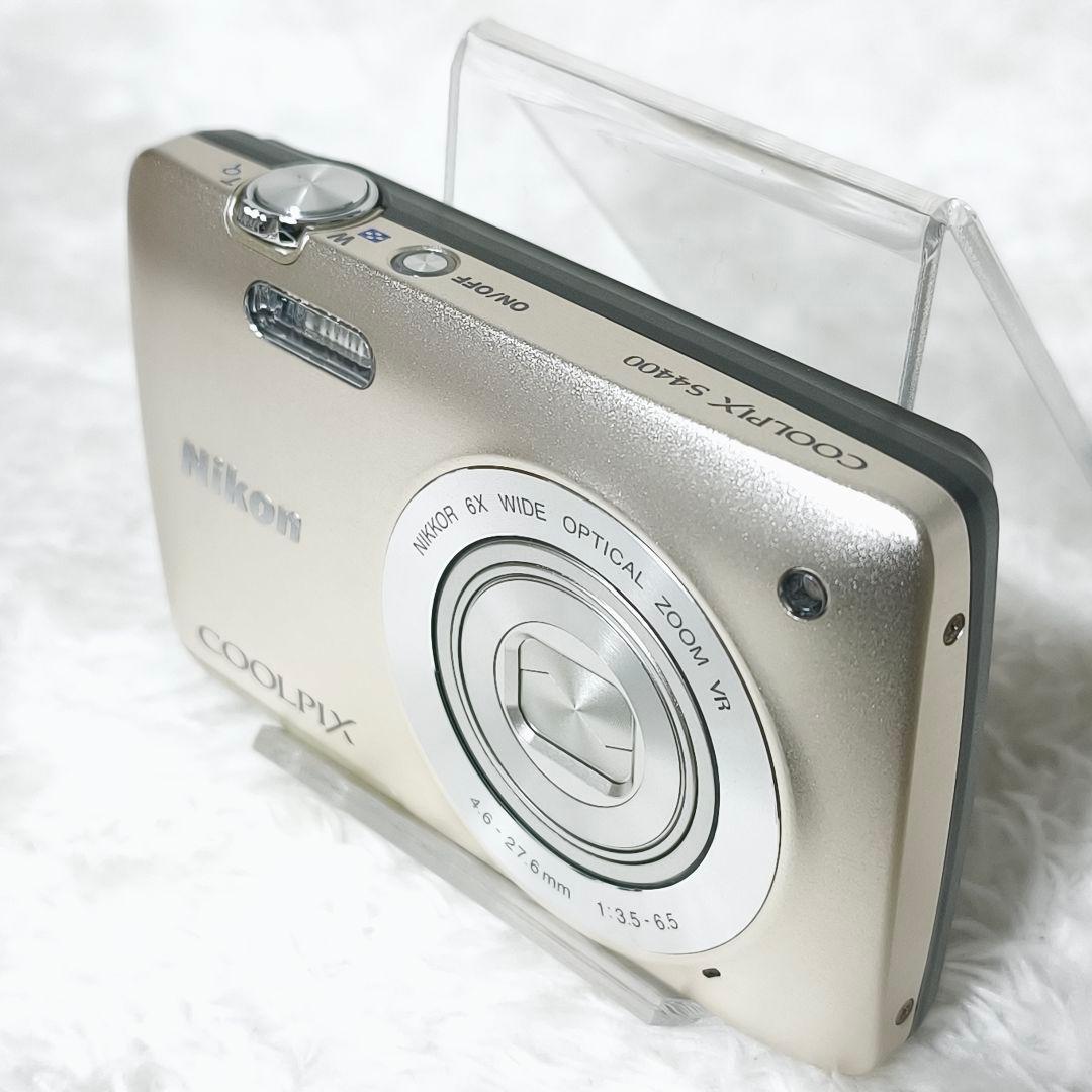 極美品✨NIKON COOLPIX S4400 シルバー コンデジ デジカメ