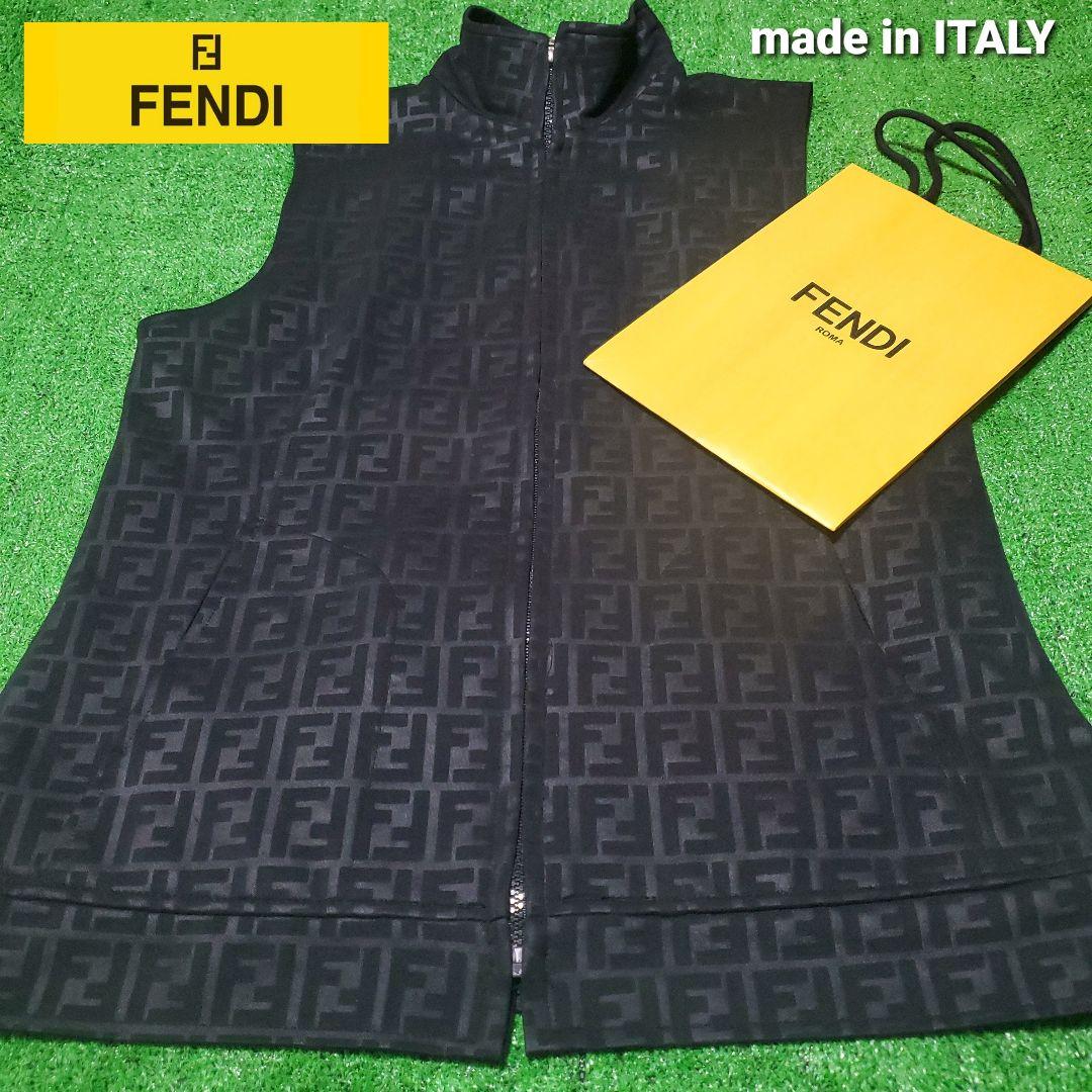 vintage FENDI ズッカ総柄ベスト　美品　イタリア製　大きめ