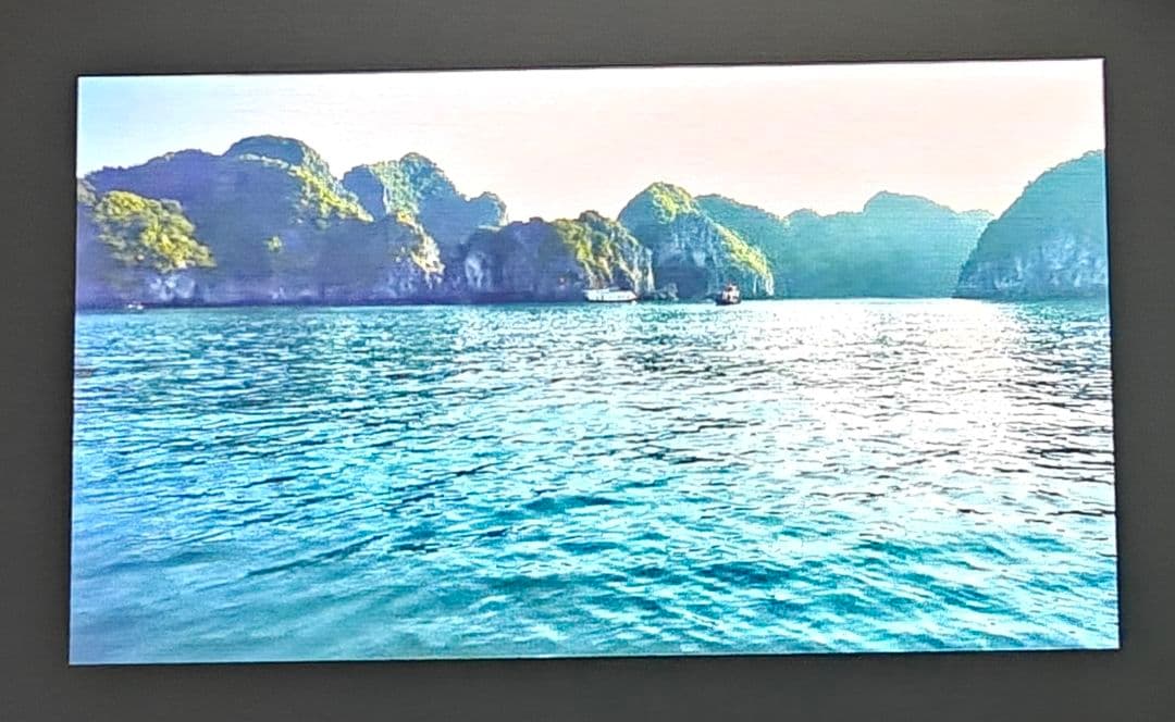 エプソン EF-100B ホームプロジェクター レーザー光源 ブラック 動作良好