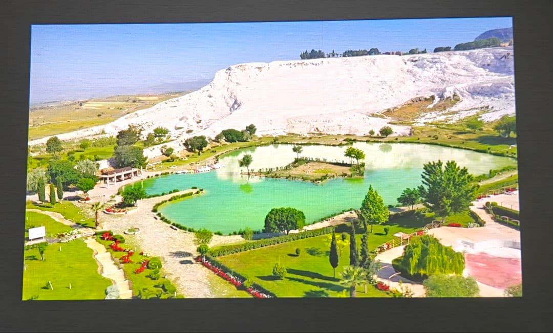 エプソン EF-100B ホームプロジェクター レーザー光源 ブラック 動作良好