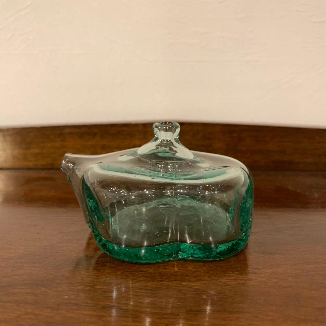 吹きガラス ウランガラス 水滴 水差し ガラス製 ユニーク形状 気泡ガラス