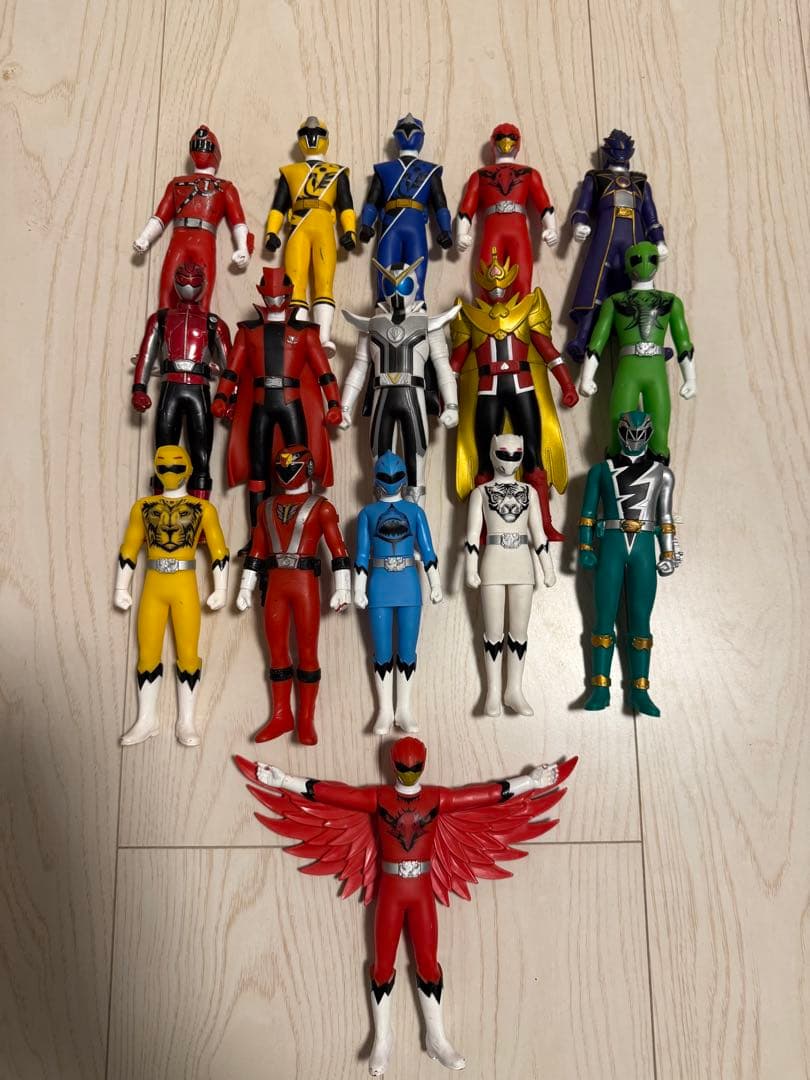 仮面ライダー ソフビ159体　戦隊16体　ウルトラマン2体　まとめ売