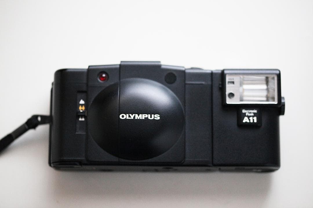 Olympus XA 2　フィルムカメラ 　Q627