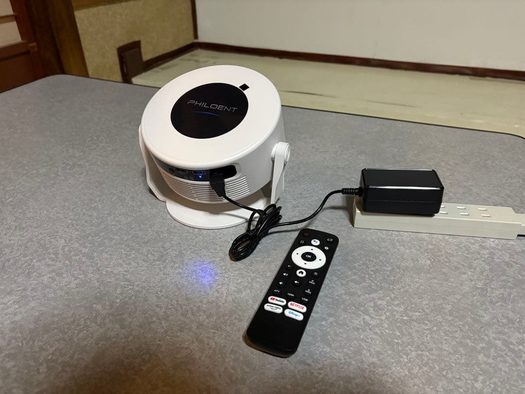 ウ*ン様 【ほぼ新品】Philoent 小型プロジェクター 家庭用-1080P