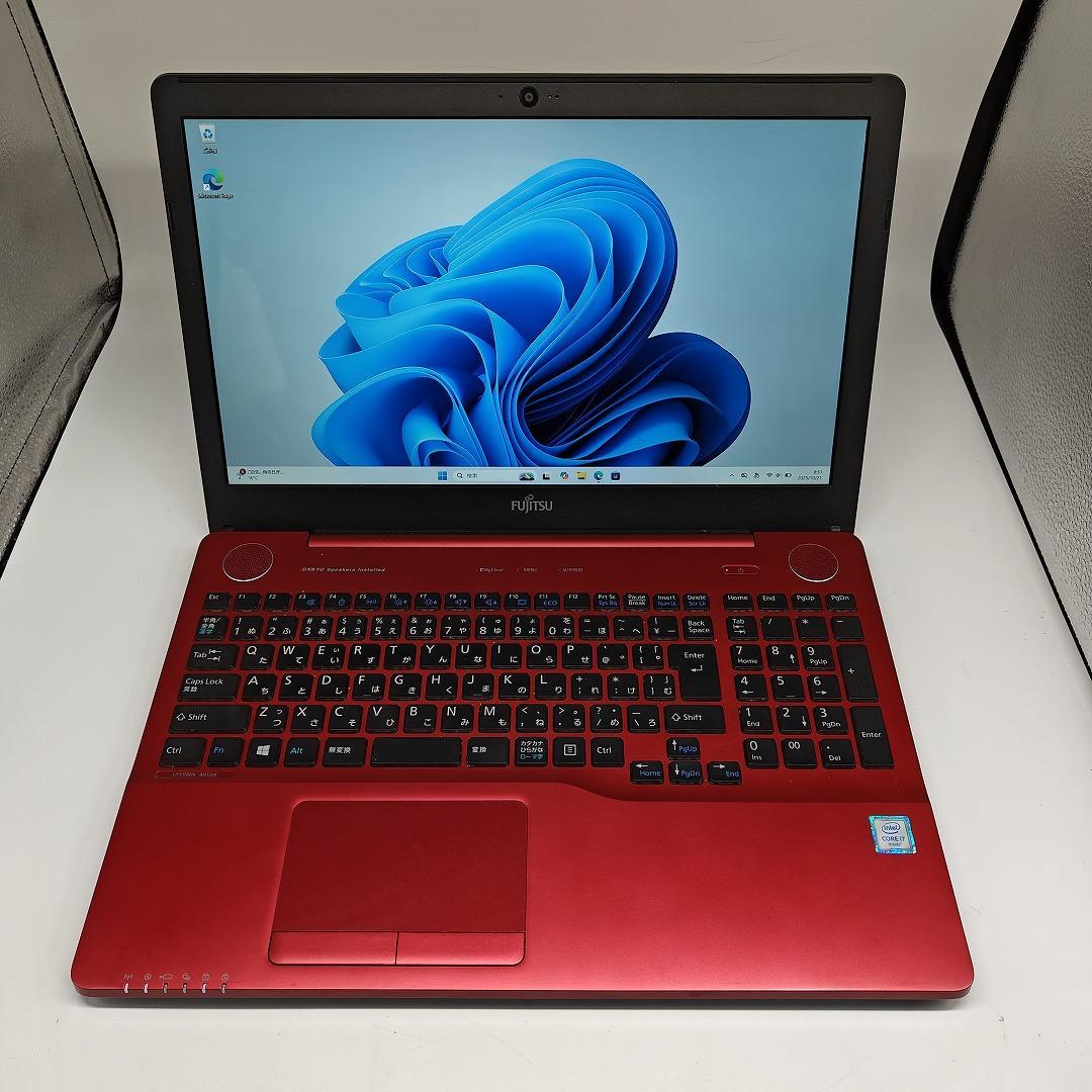 【富士通】AH53 高性能i7 SSD256GB 8GB レッド ノートPC