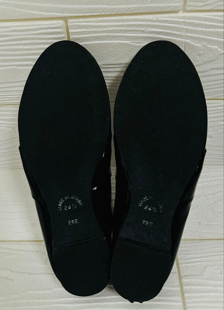 りんごりんご！OUR Emi ランブルダンス レザー スリッポン