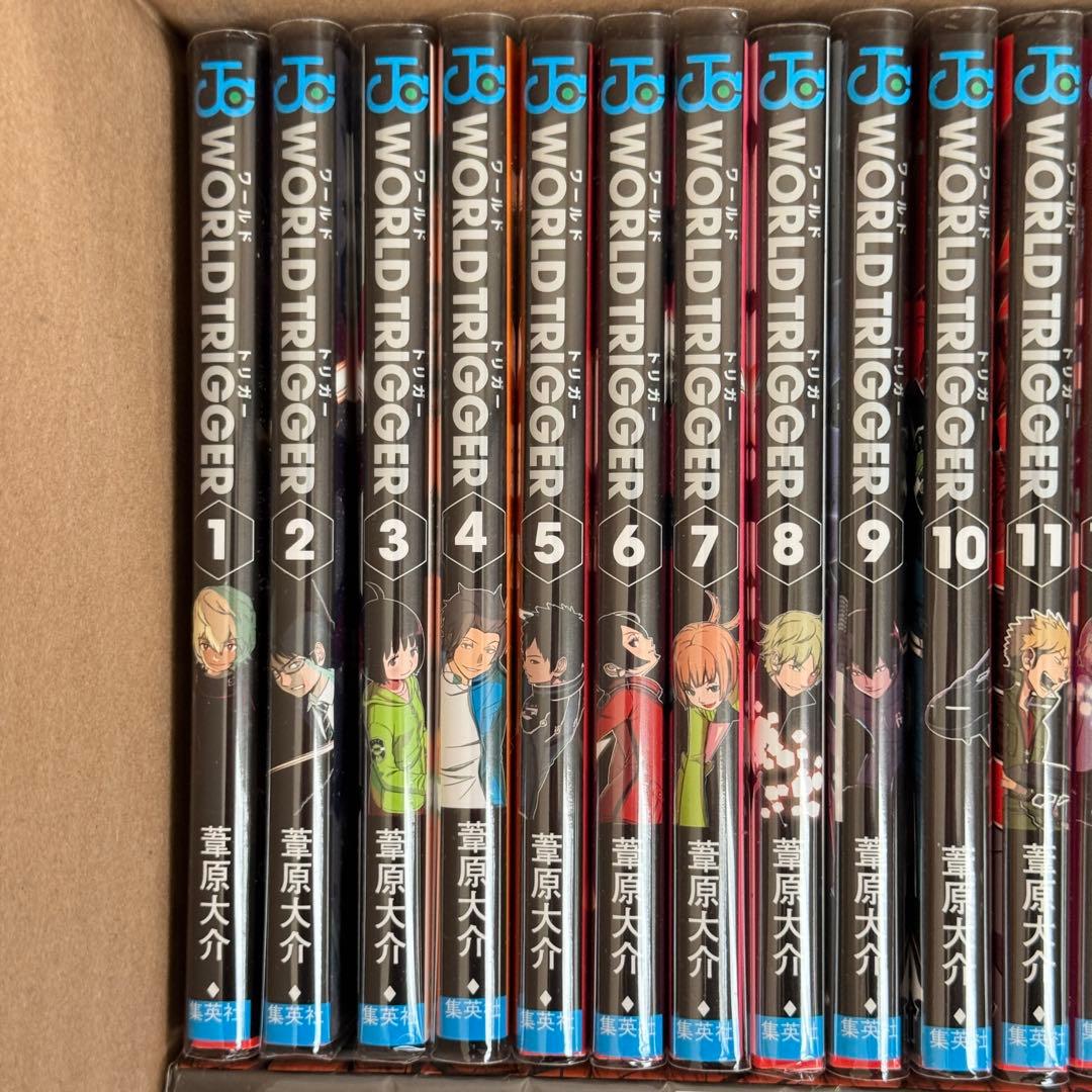 【初版あり】　ワールドトリガー　1〜26巻セット オフィシャルデータブック付き