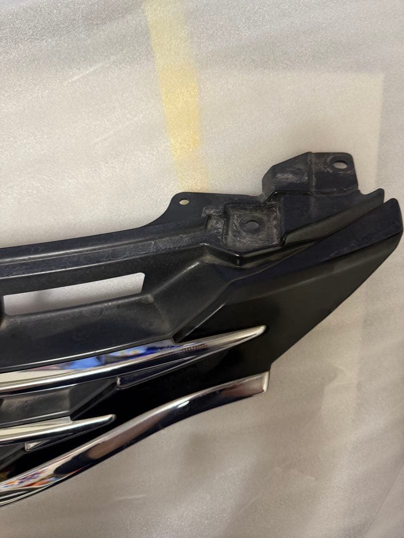 トヨタ　マークX 130系　モデリスタ　フロントグリル　ブラック　202 修復有