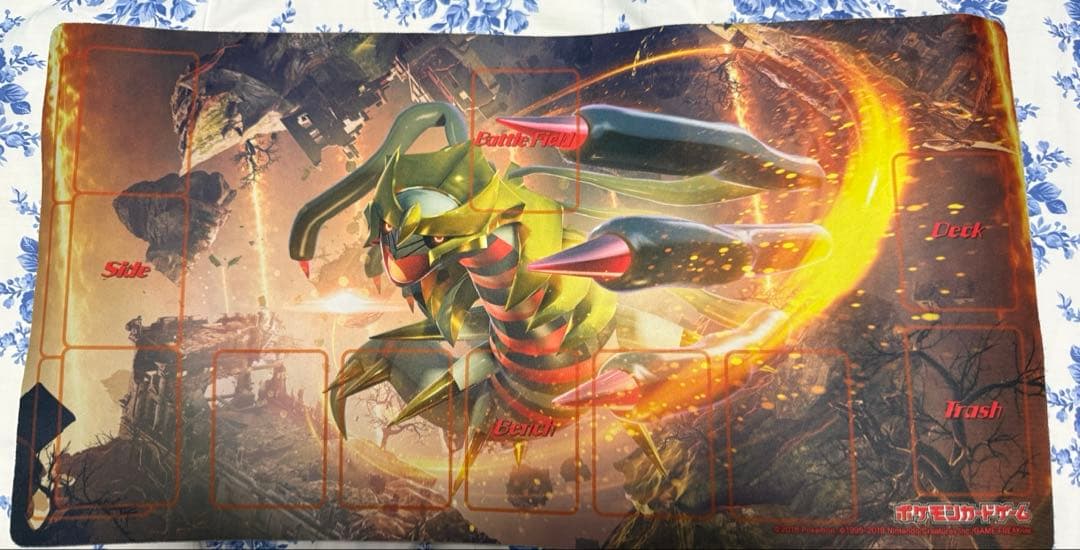 ギラティナ　プレイマット　ポケカの日