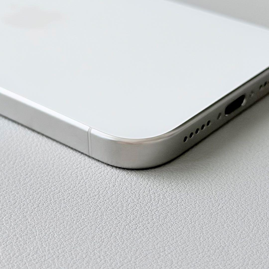 【美品キズなし】iPhone 15Pro 256GB