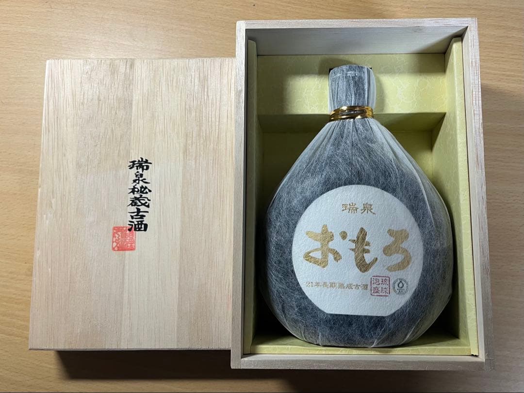 瑞泉酒造 瑞泉 おもろ 21年古酒 泡盛　35度 720ml