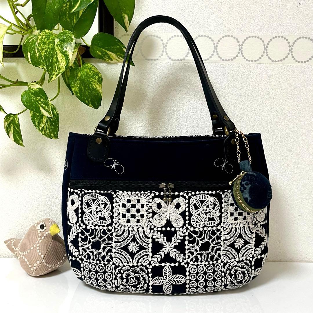 ミナペルホネン　ハンドメイド　マチ付きトートバッグ