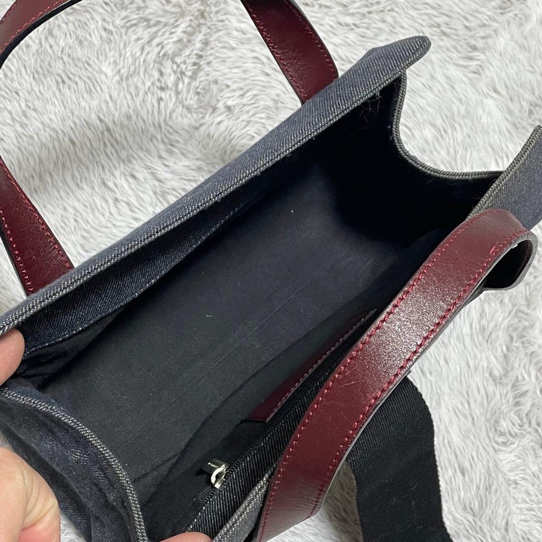 バーバリー　ハンドバッグ　デニム生地　キャンバス　レザー　シルバー金具