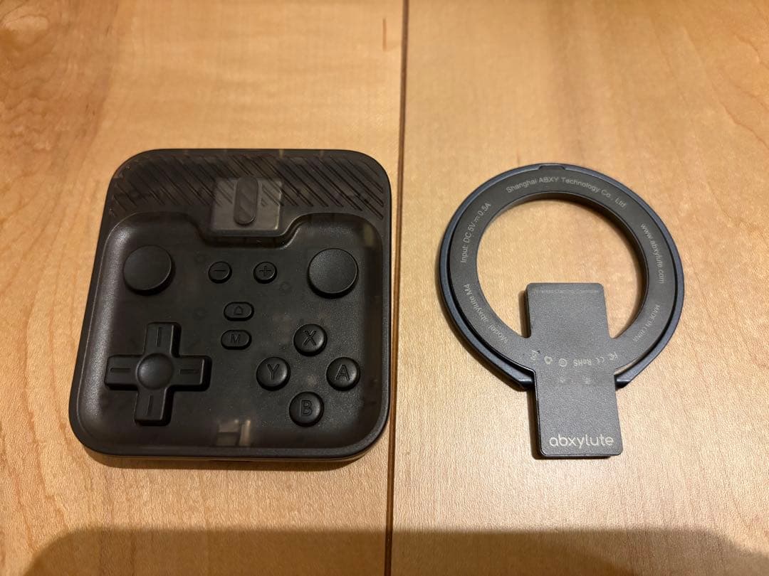 abxyelute M4 ゲームコントローラー