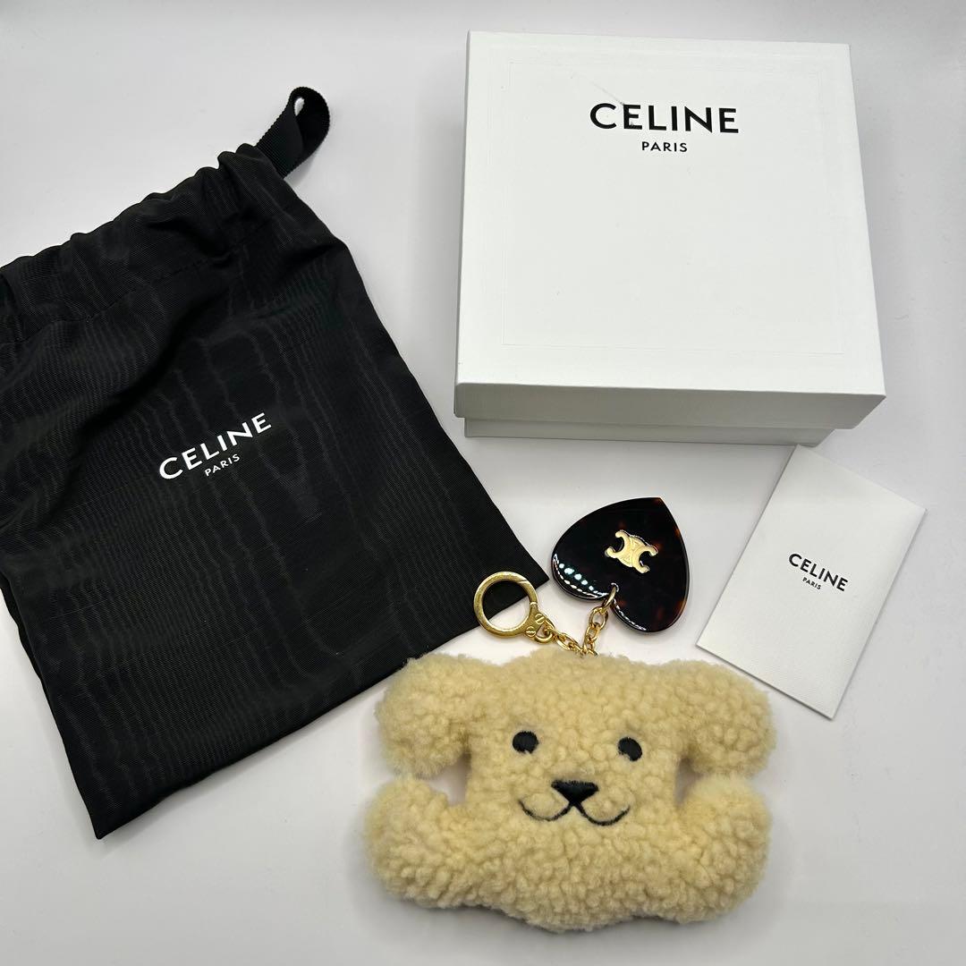 【希少】CELINE トリオンフ　ポンポンチャーム　ファーアクセサリー