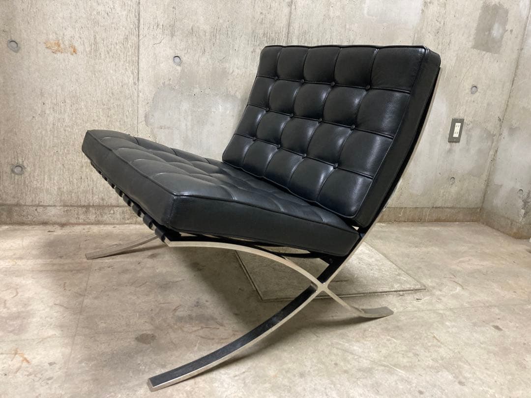 定価140万! 名作 良品 正規Knoll 黒 バルセロナ チェア②オットマン