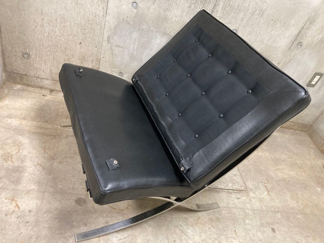 定価140万! 名作 良品 正規Knoll 黒 バルセロナ チェア②オットマン