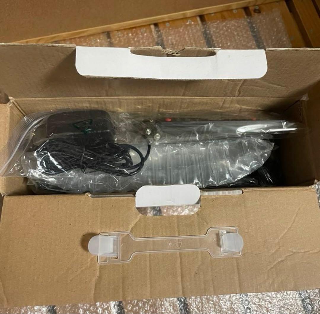 10インチ ポータブルDVD・BD・Blu-ray・ブルーレイプレーヤー