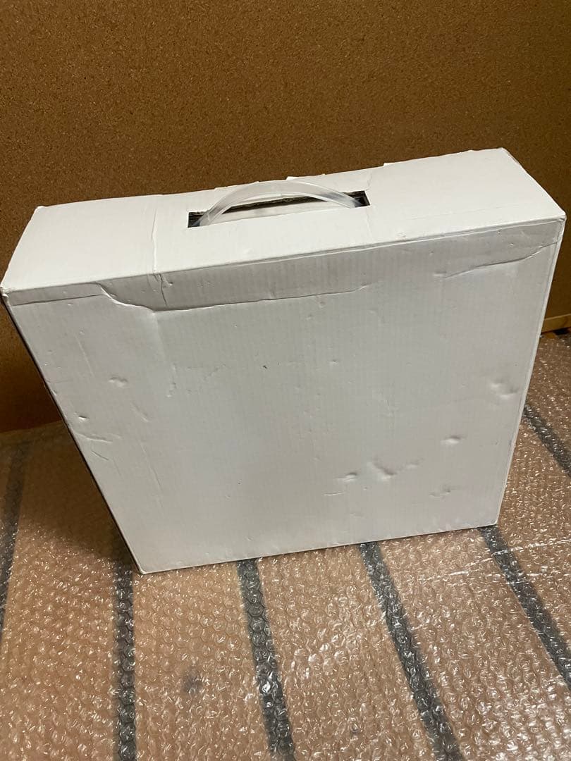 10インチ ポータブルDVD・BD・Blu-ray・ブルーレイプレーヤー