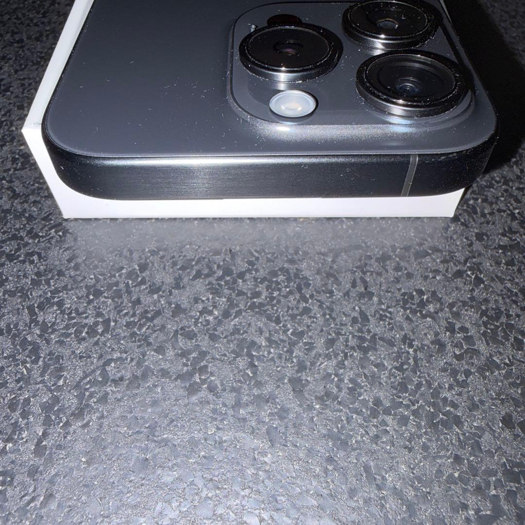 スマートフォン本体 iphone 15 pro 128GB