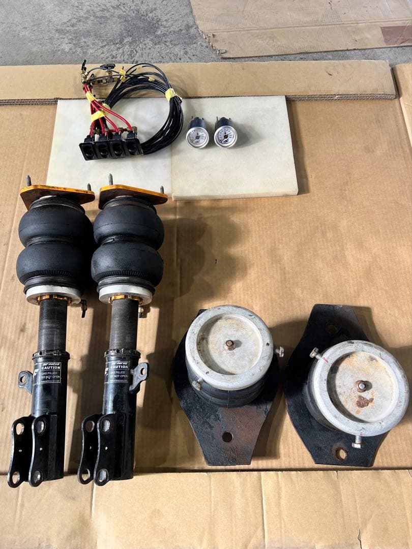 エアサス 52エルグランド Air force機械式