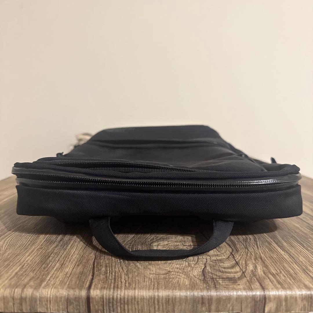 ノースフェイス　シャトルデイパック　スリム