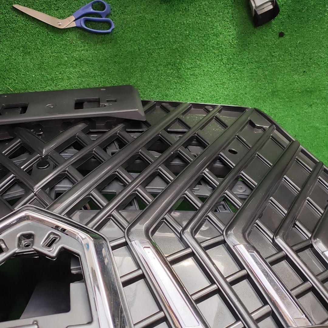 アルファード30後期社外グリル