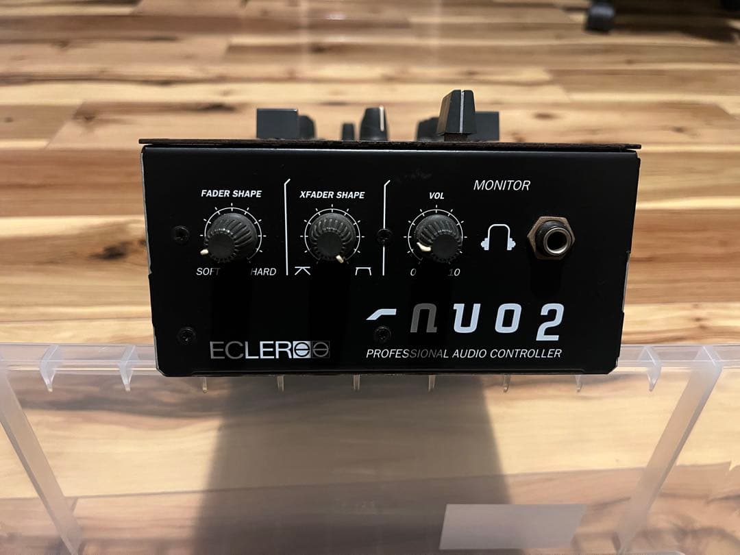 ECLER nuo 2 DJミキサー