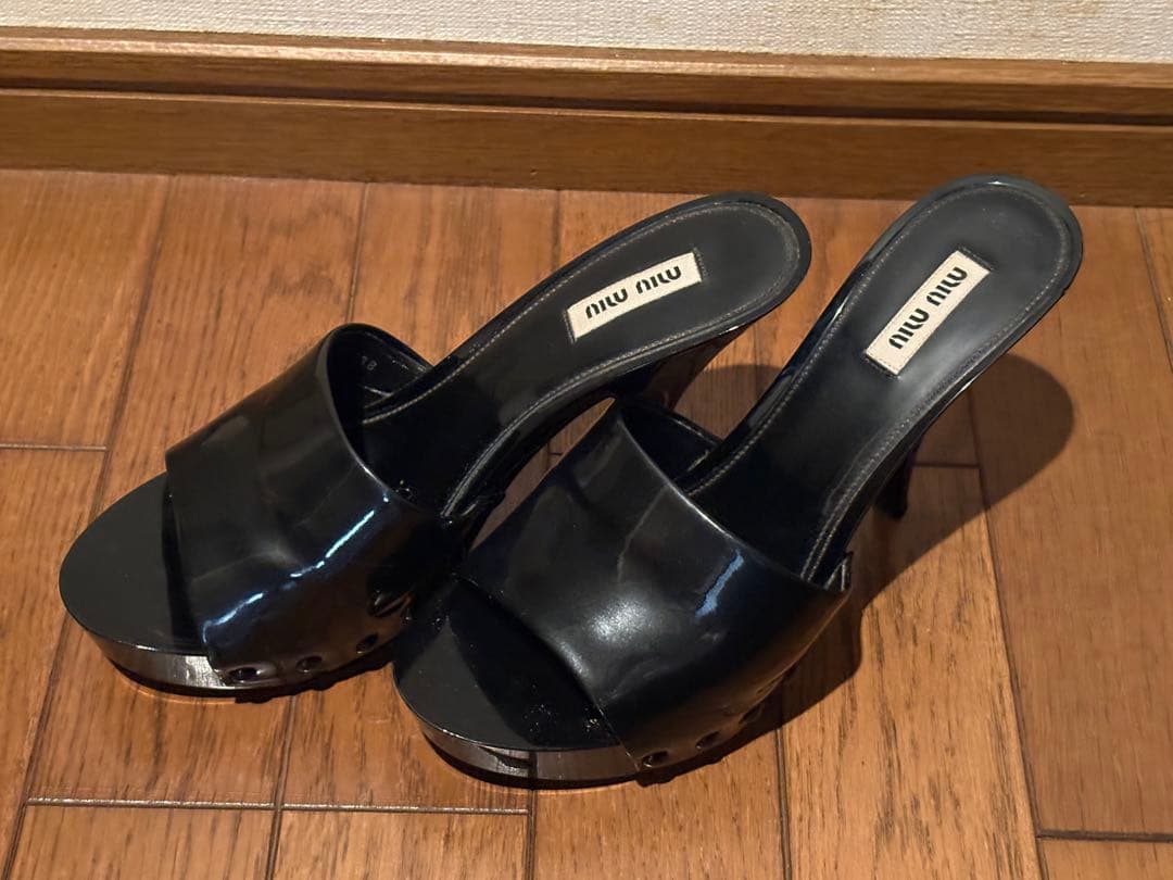 miu miu ブラック ミュール