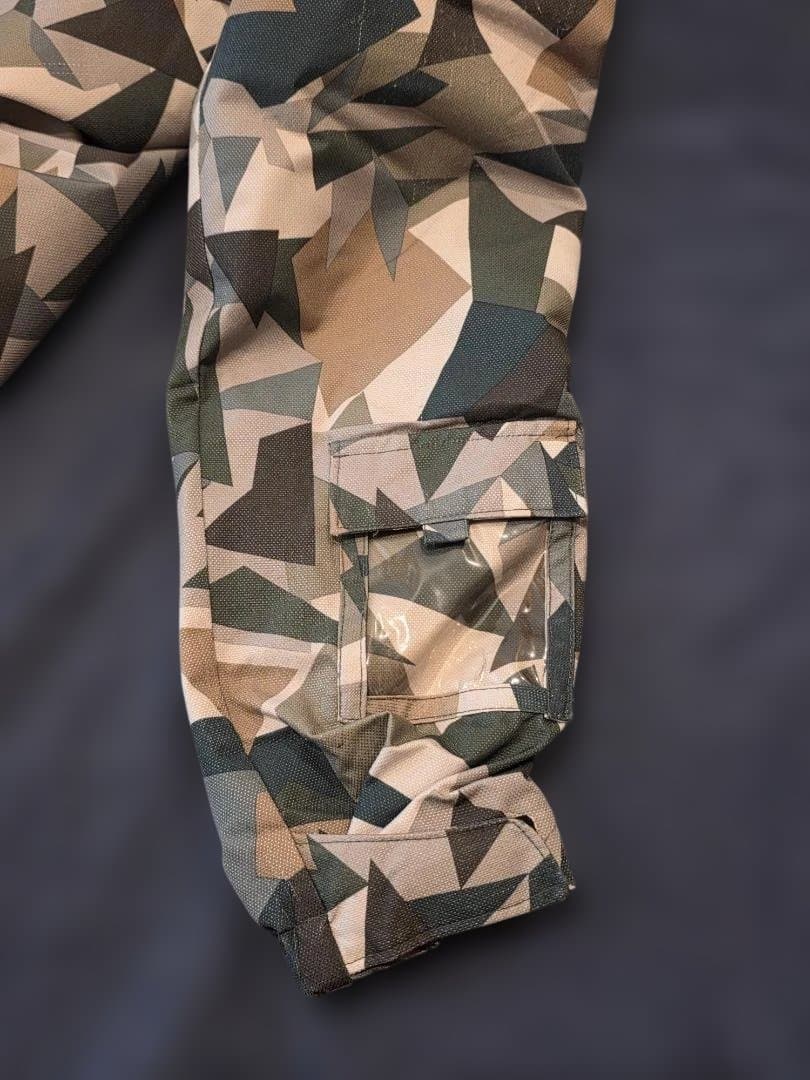 【撥水加工クリーニング済み】Phenix 迷彩柄 子供用スキーウェア (150)