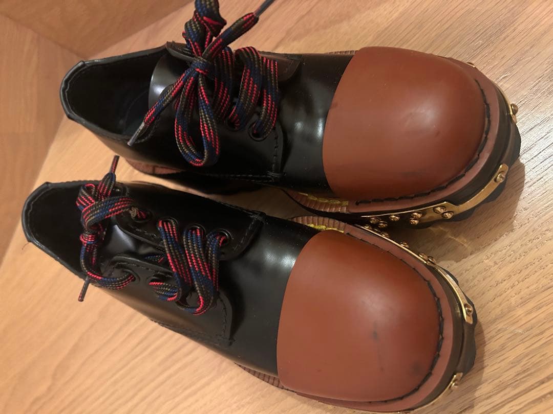 PRADA ブーツ　革靴　厚底　ブラック　黒×えんじ　金具　35 ハーフ　ワーク