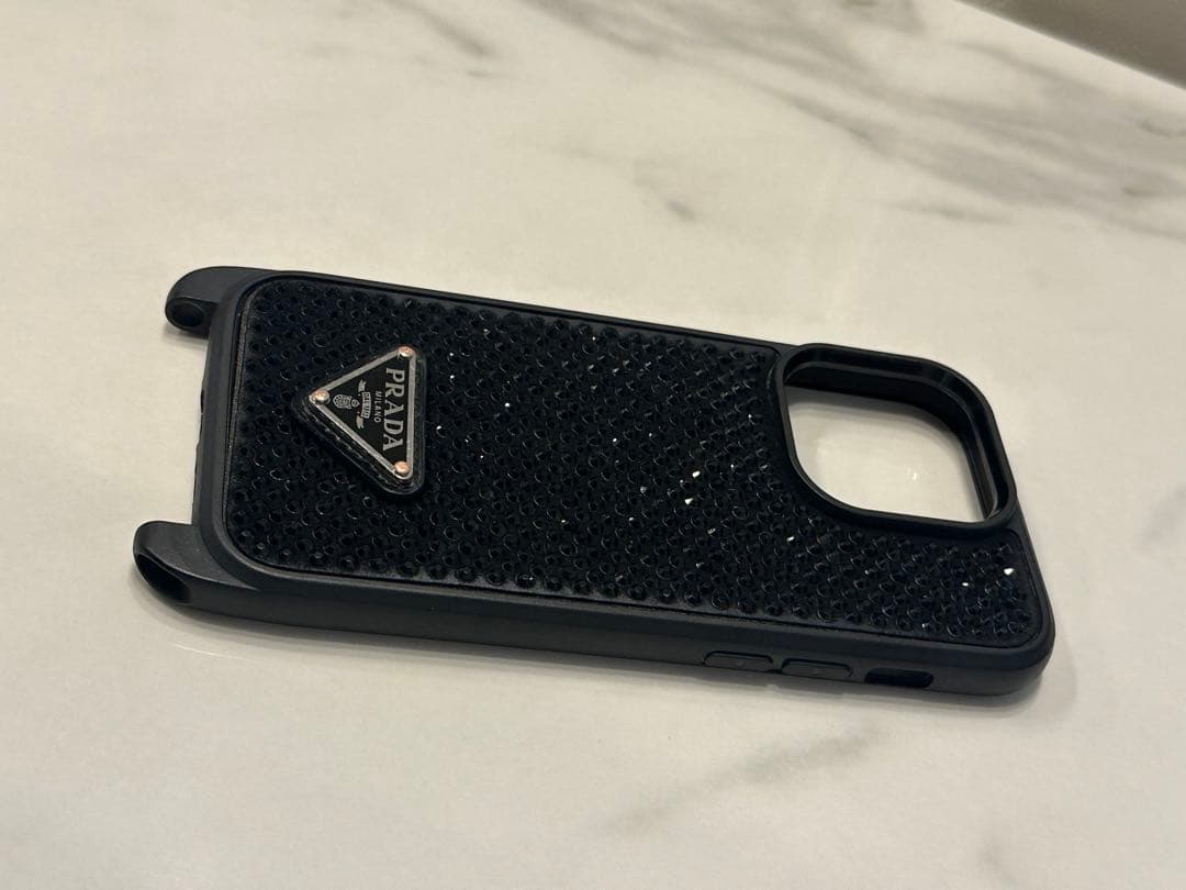 PRADA iPhone 14 Pro用カバー ブラック チェーン付き