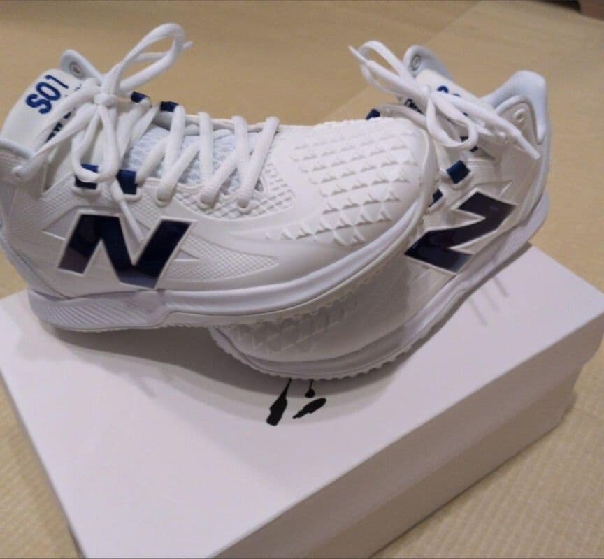 美品 メンズ 大谷翔平24cm ニューバランスOhtani v1 Trainer