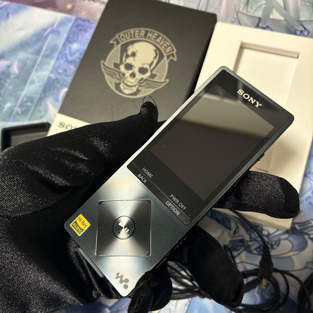 【美品/希少】メタルギア アウターヘブン sony WALKMAN ウォークマン