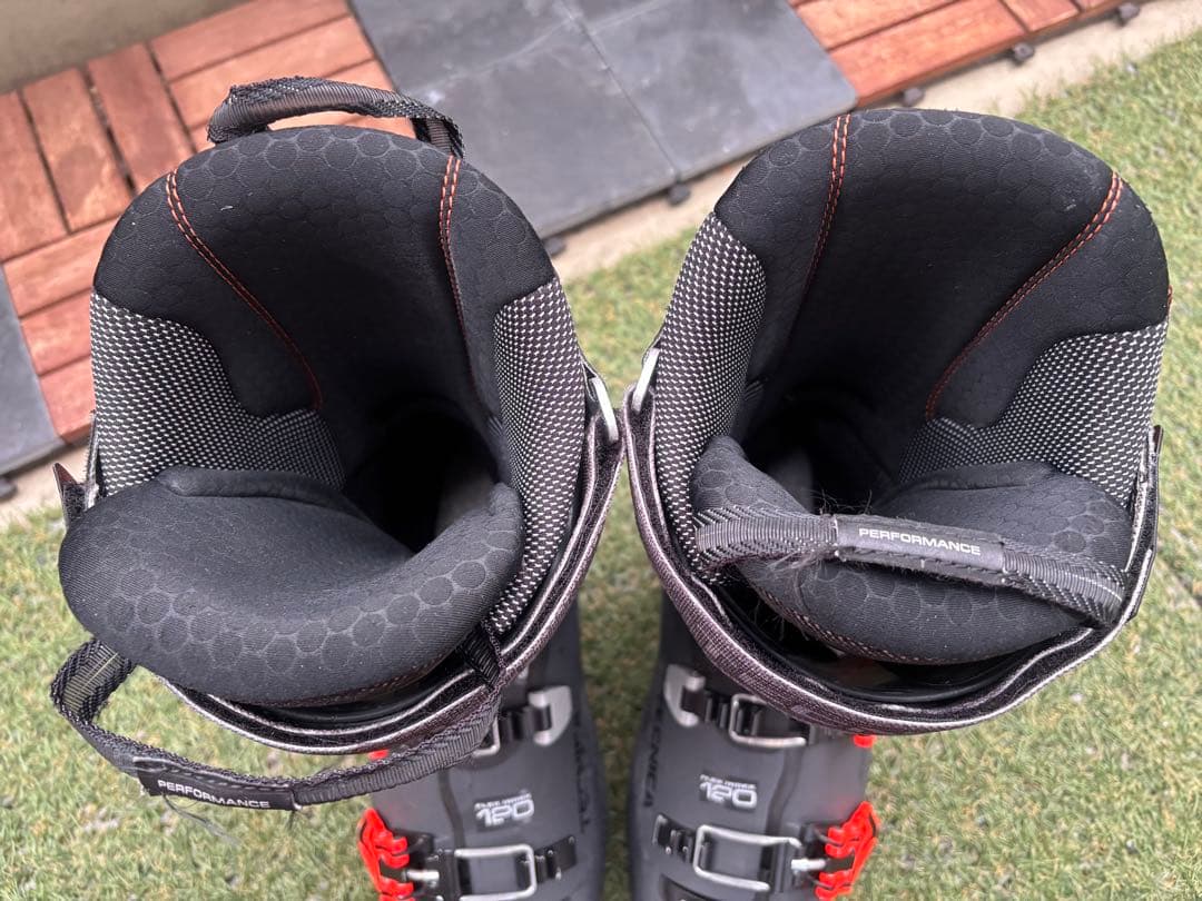 オススメTECNICA スキー ブーツ 28.0、28.5cm 325mm