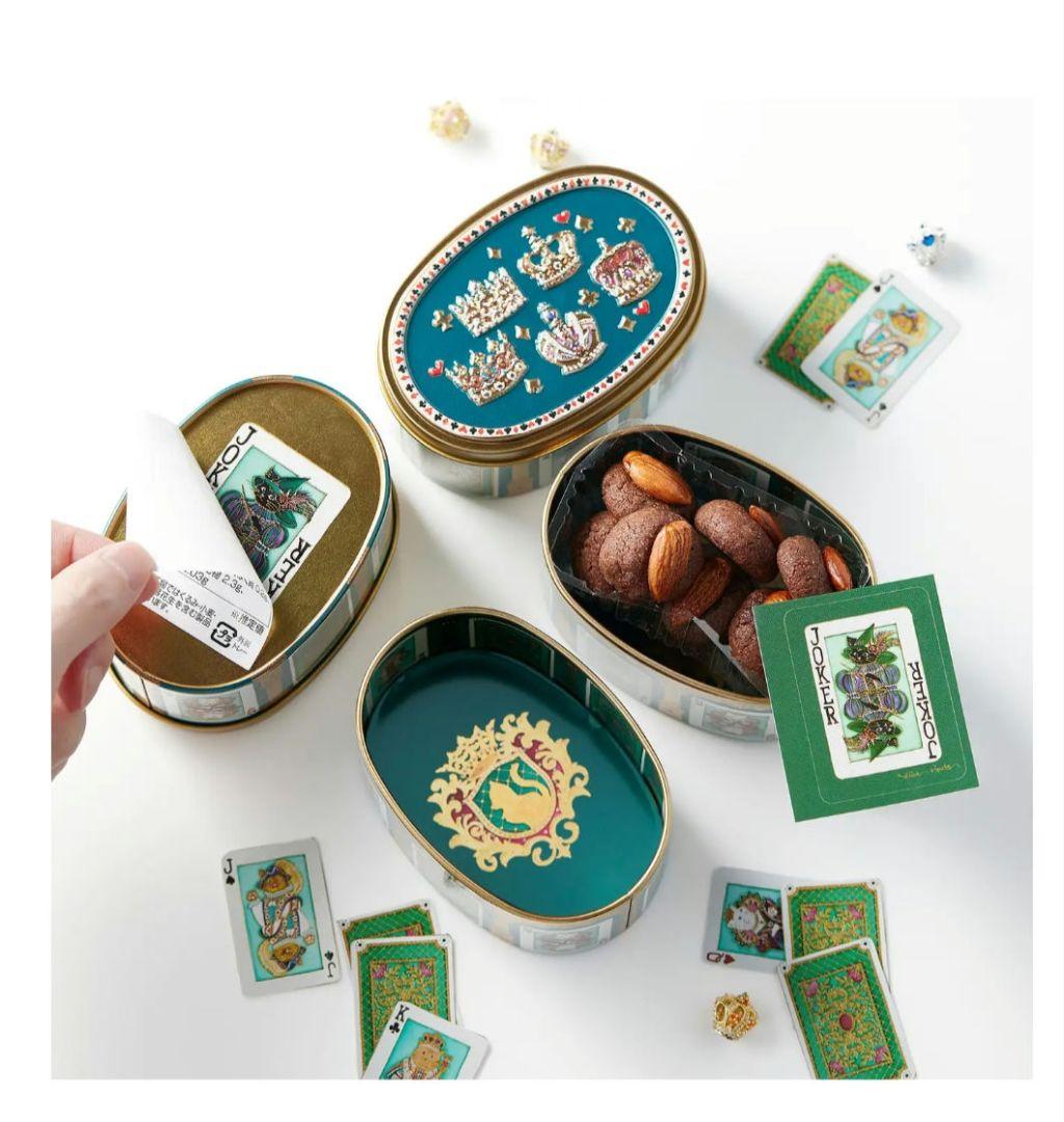 青山デカーボ　猫のトランプ缶2 新品未開封　王冠